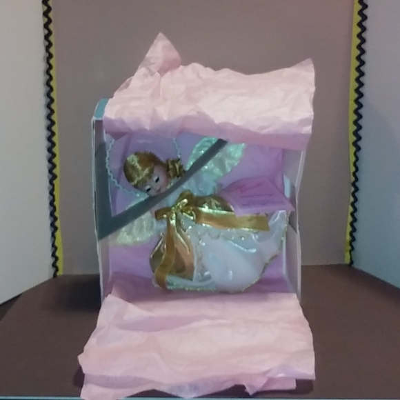 Madame Alexander Danielle Belk Angel Doll NEW nBox - Picture 2 of 7